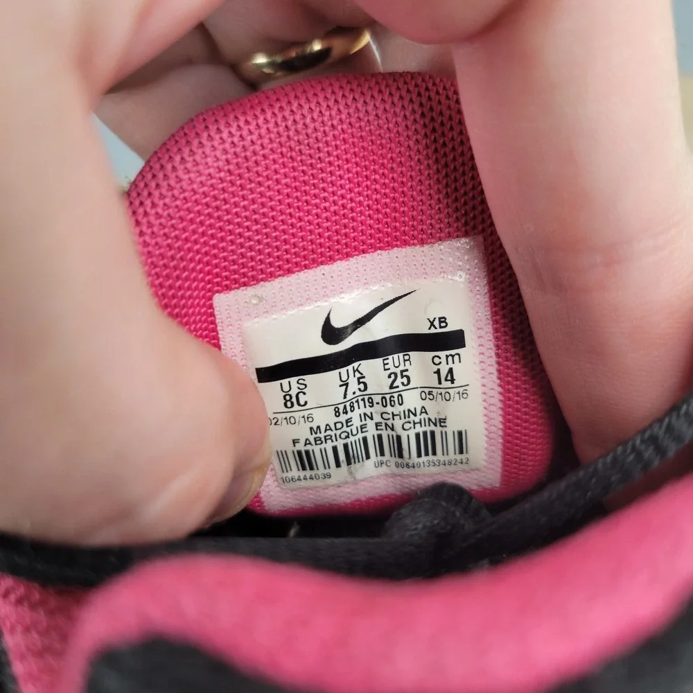 Nike Shox Deliver Kids Size 8C Black Pink 848119-060 Running Shoes